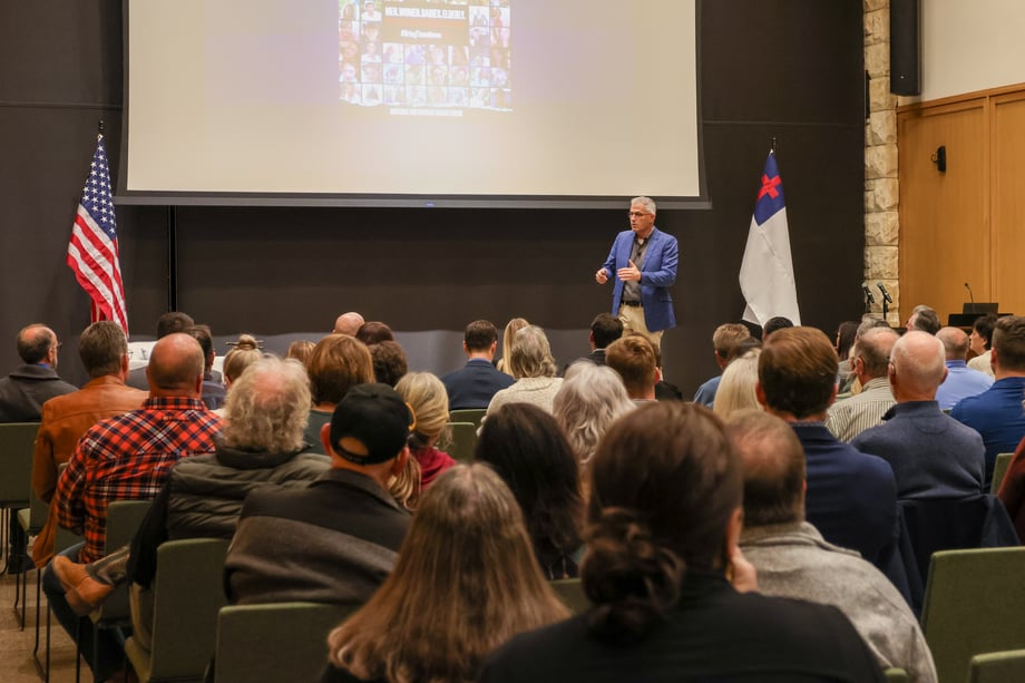 IDF Veteran Yuri Goldflam speaking at the Herzog Foundation.